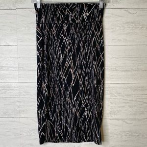 BCBG generations patterned pencil skirt